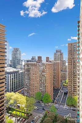 Sold by The Agency | media 19