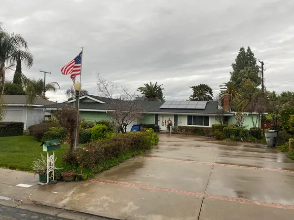 2820 W Cornell Avenue, Visalia, CA 93277