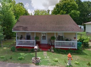 244 Buncombe St, Woodruff, SC 29388