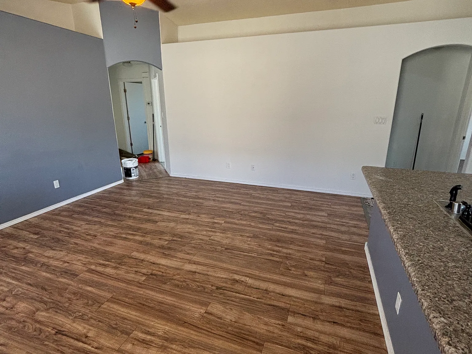 3 bed, 1321 sqft, $1,900 — Photo 3
