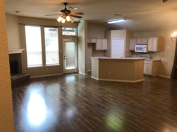 4th image of 411 Tolleson Dr