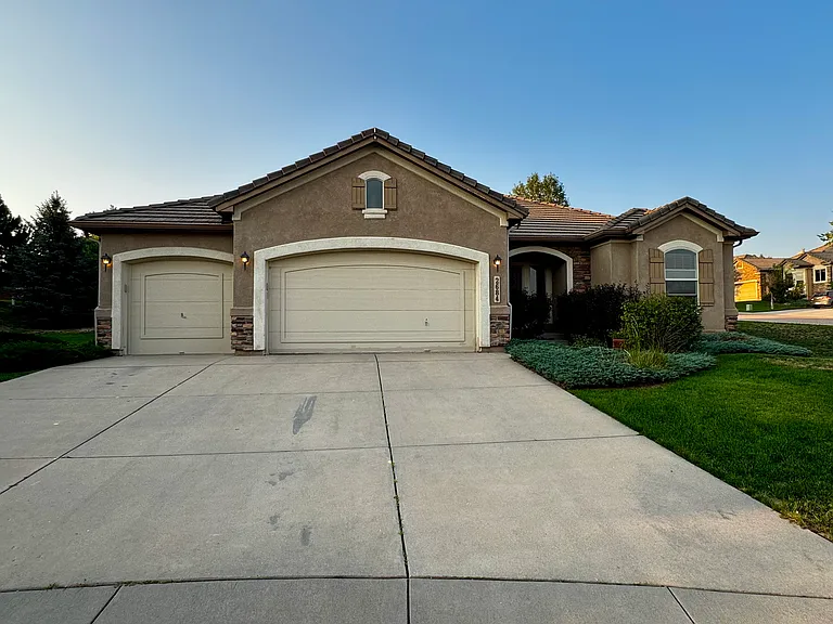 2684 Cinnabar Rd — Photo 2