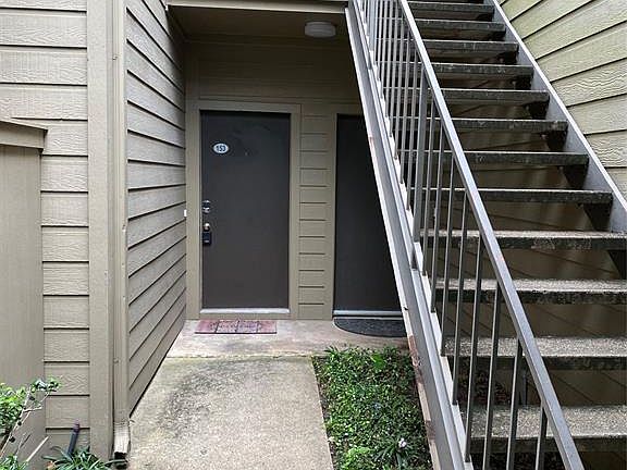 3rd image of 10049 Westpark Dr APT 153