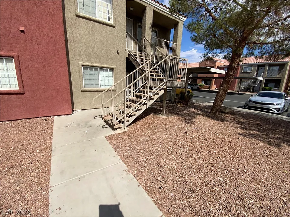 4730 E Craig Rd #1091