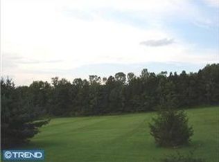 5321 Hoppenville Rd, Green Lane, PA 18054