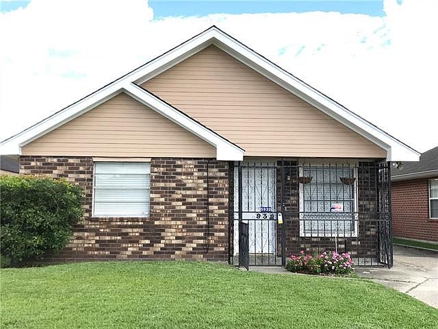 1st image of 5932 N Oak Dr