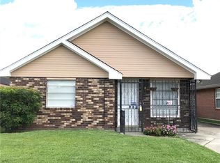 5932 N Oak Dr, Marrero, LA 70072