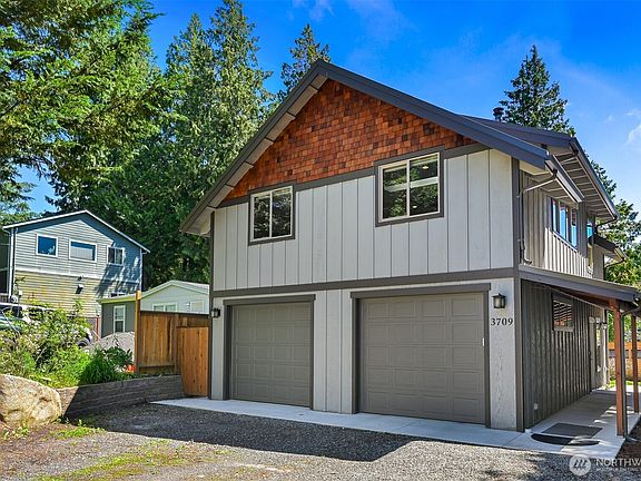 3rd image of 3709 Galiano Drive