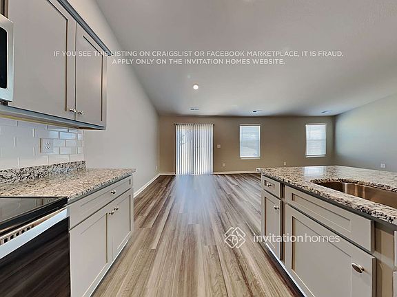 5th image of 1220 Standing Oak Dr