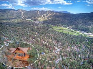 911 Villa Grove Rd, Big Bear City, CA 92314