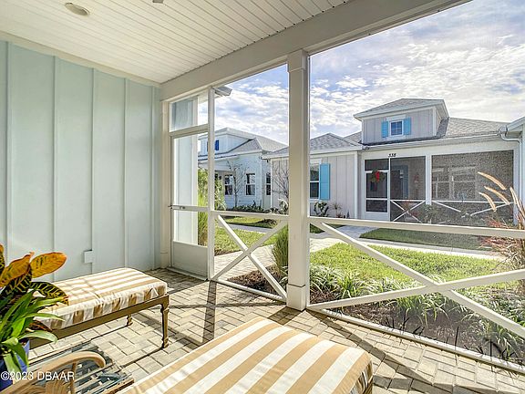 3rd image of 350 Parrot Ln