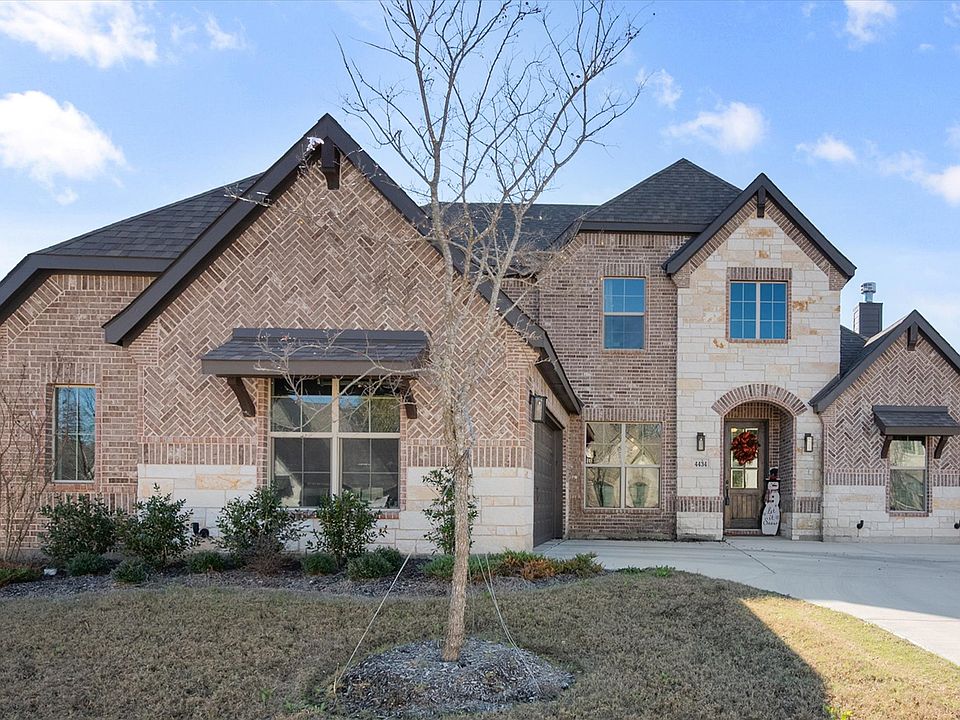1st image of 4434 Verbena St