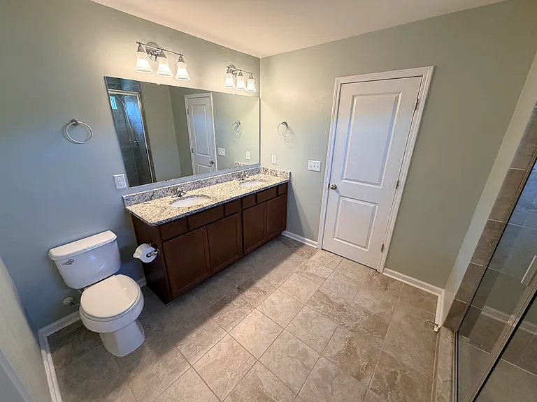 1355 Hermitage Ln — Photo 17