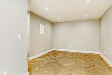 Rented by Akelius Real Estate Management