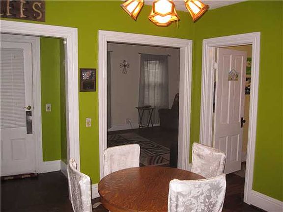 4th image of 218 Middlesex Rd