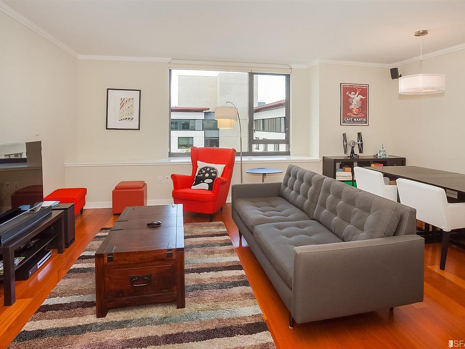 1st image of 250 King St Unit 758