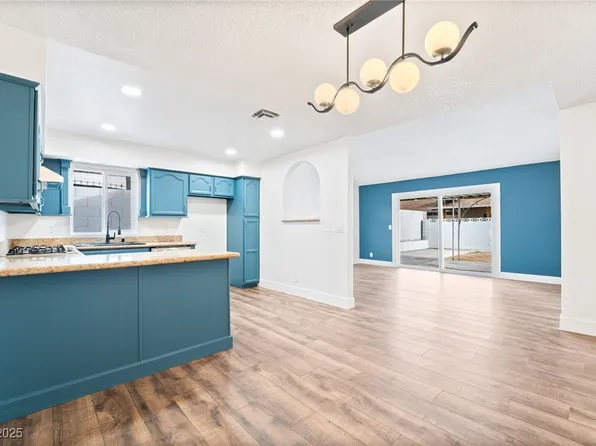 4312 Chrysalis Dr, Las Vegas, NV 89121