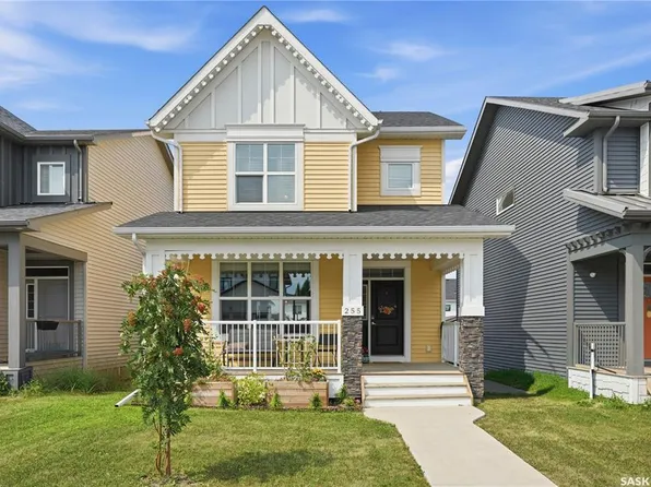 255 Newton LINK, Saskatoon, SK S7V 0M8