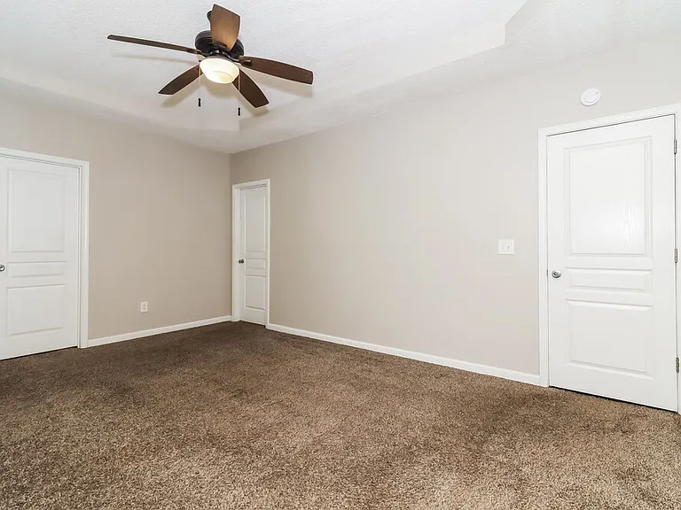 468 Darbys Run Ct — Photo 9
