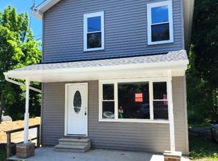 9 Puffer Rd, Hackettstown, NJ 07840