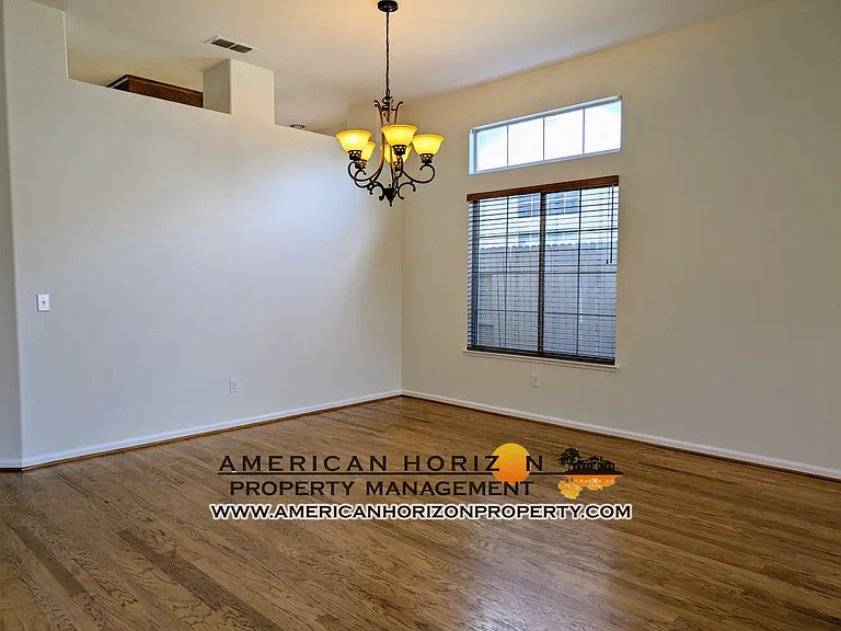 3332 Chapelle Dr — Photo 3