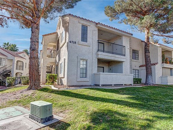 2nd image of 4718 Nara Vista Way Unit 204