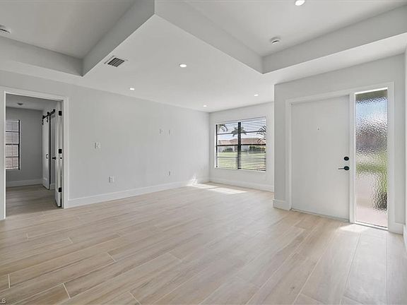5th image of 4396 Beechwood Lake DR