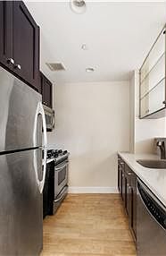 4th image of 249 E 118th St APT 4D