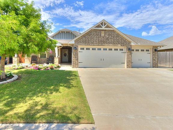 2nd image of 13321 Outdoor Living Dr