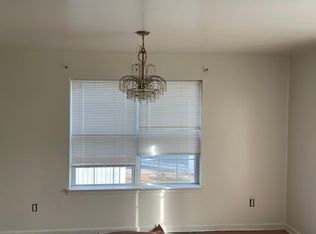 10 Oyster Bay Rd, Absecon, NJ 08201