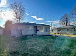 2422 Paddock Ln, Louisville, KY 40216