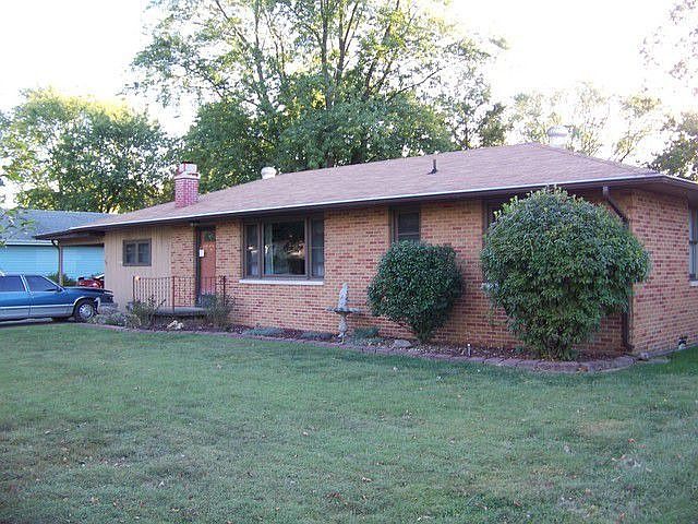 2nd image of 119 Holly Rd