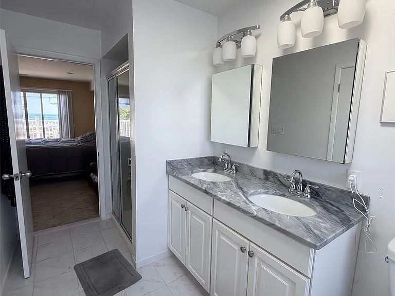 133 W Broadway — Photo 14