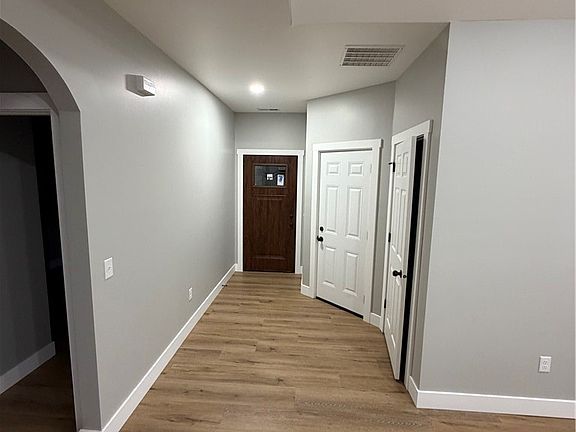 3rd image of 2403 Lilly St