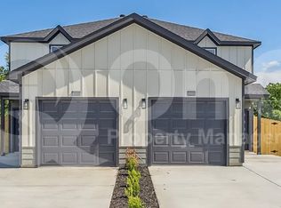 8003 W Elizabeth Ln, Fort Worth, TX 76116