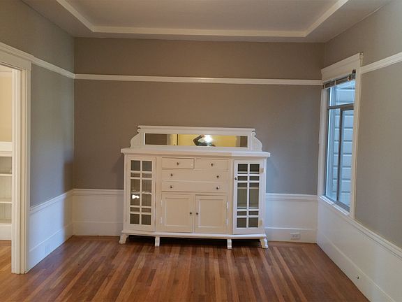4th image of 616 Lake St