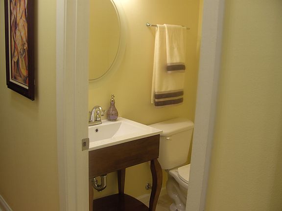 3rd image of 5727 Woodgate Dr