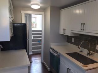 3074 SW Avalon Way APT 2, Seattle, WA 98126