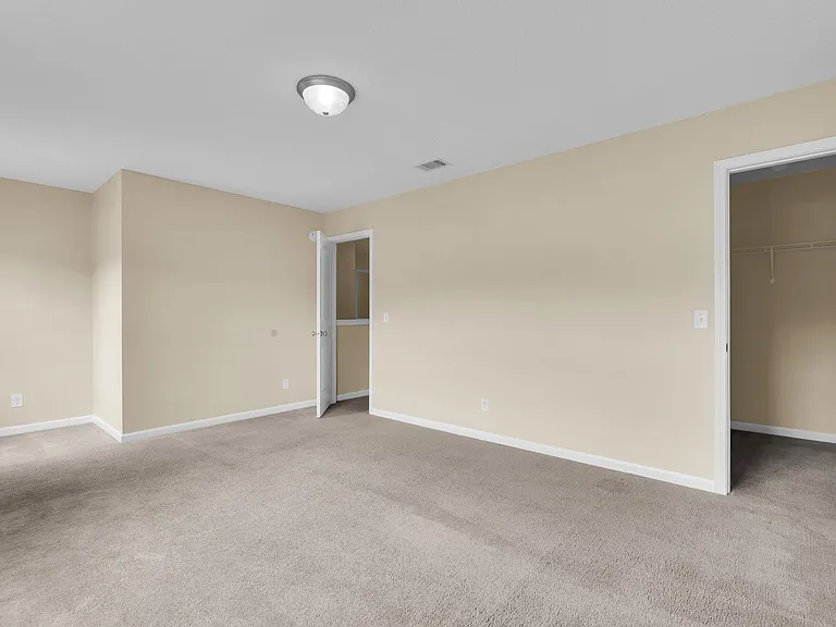659 Red Oak Ln — Photo 43