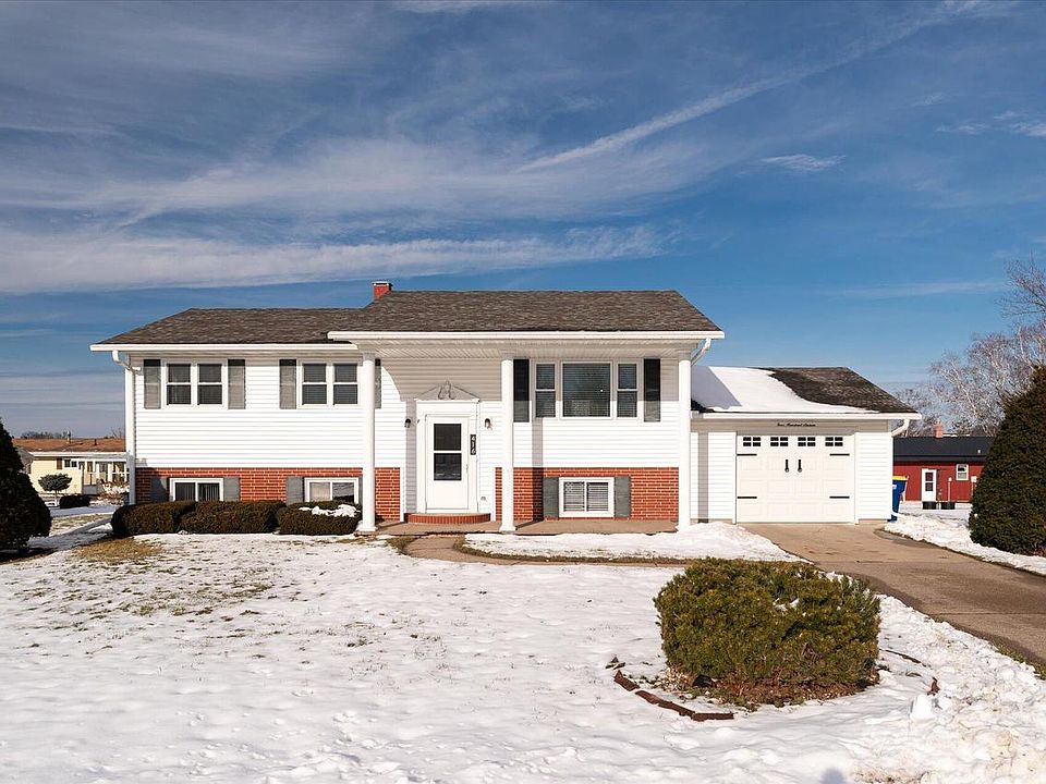 1st image of 416 Sherry LANE