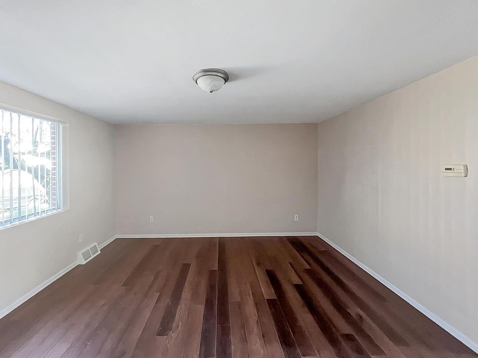 1st image of 207 Elmer Ave #207