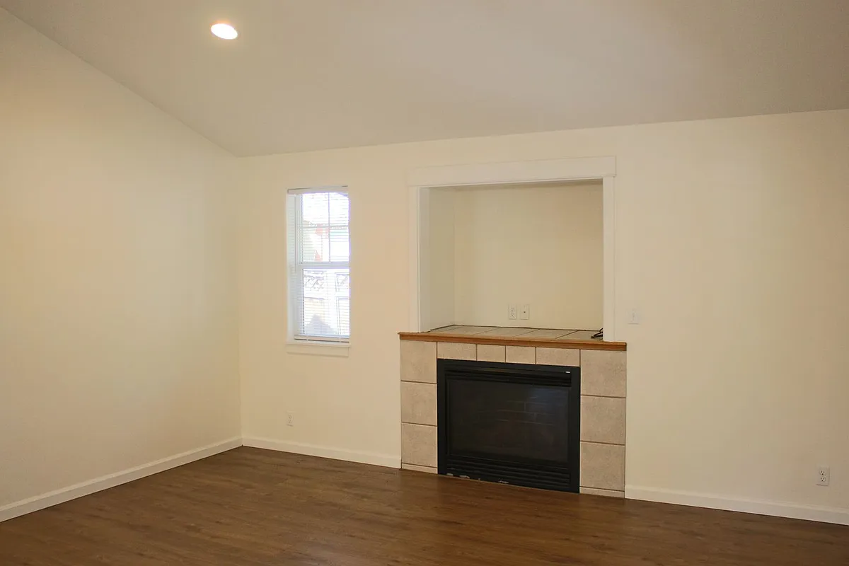 Building Photo - 55891 Snow Goose Rd