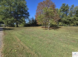 Lynn Lea Ln, Warsaw, MO 65355