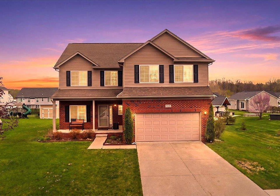 1st image of 8131 Peninsula Cir