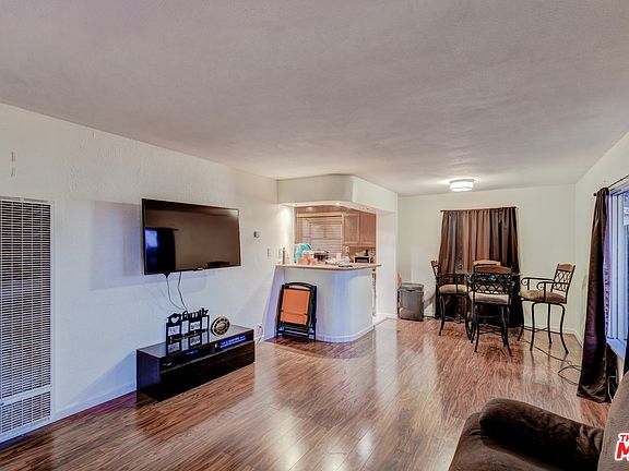 4th image of 1709 Ponty St