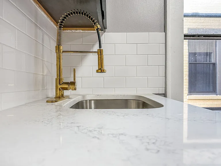 333 Elmora Ave #12 — Photo 24