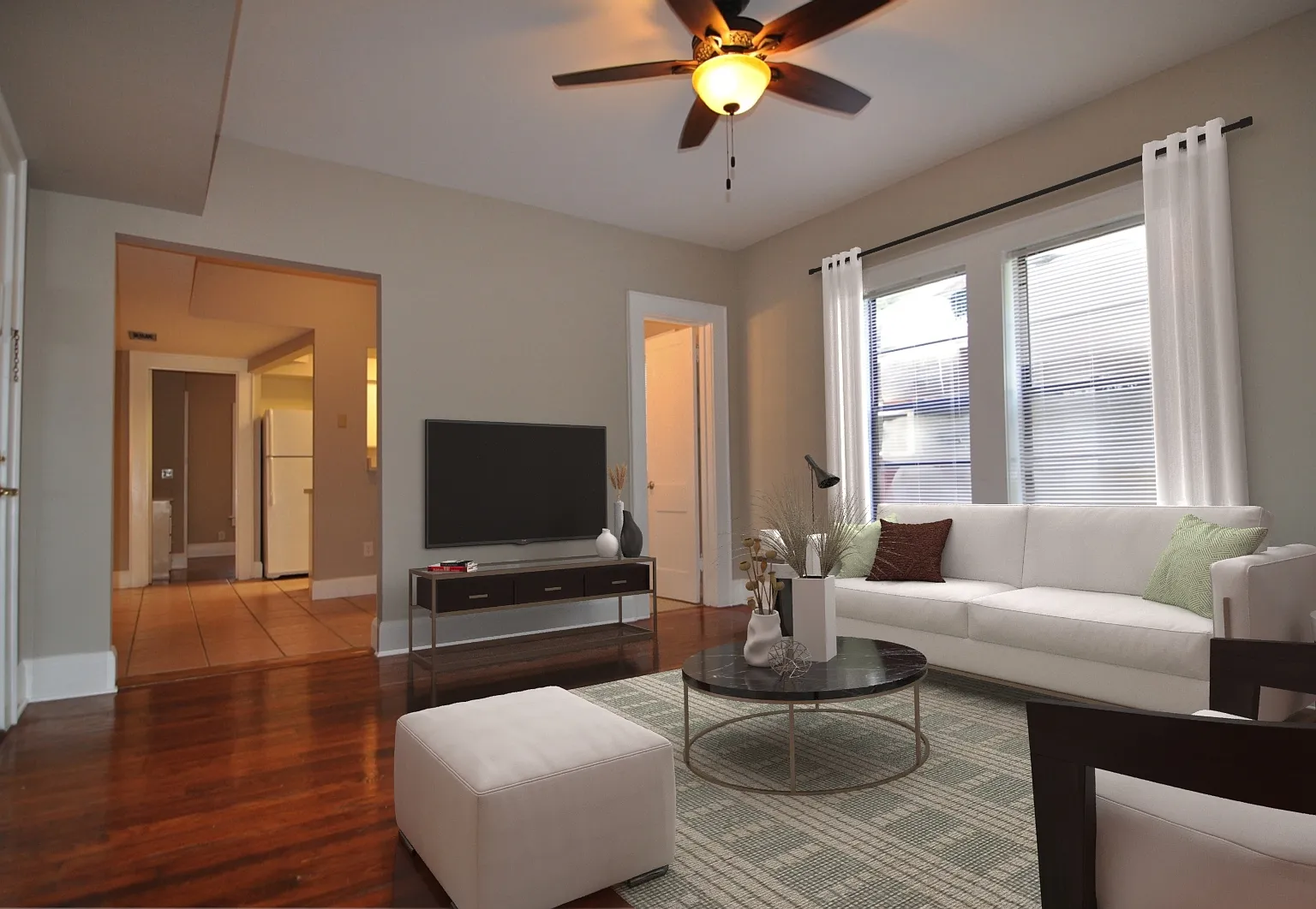 2 bed, 900 sqft, $2,495 — Photo 3