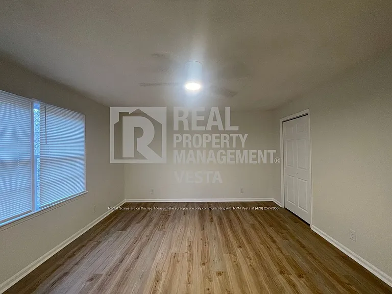 2866 Glen Echo Dr — Photo 8