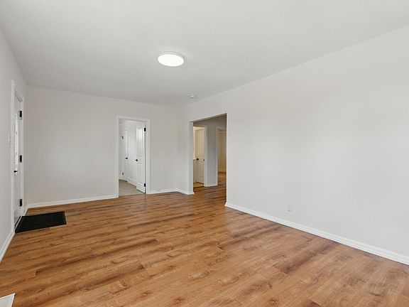 5th image of 113 Sebastopol Avenue