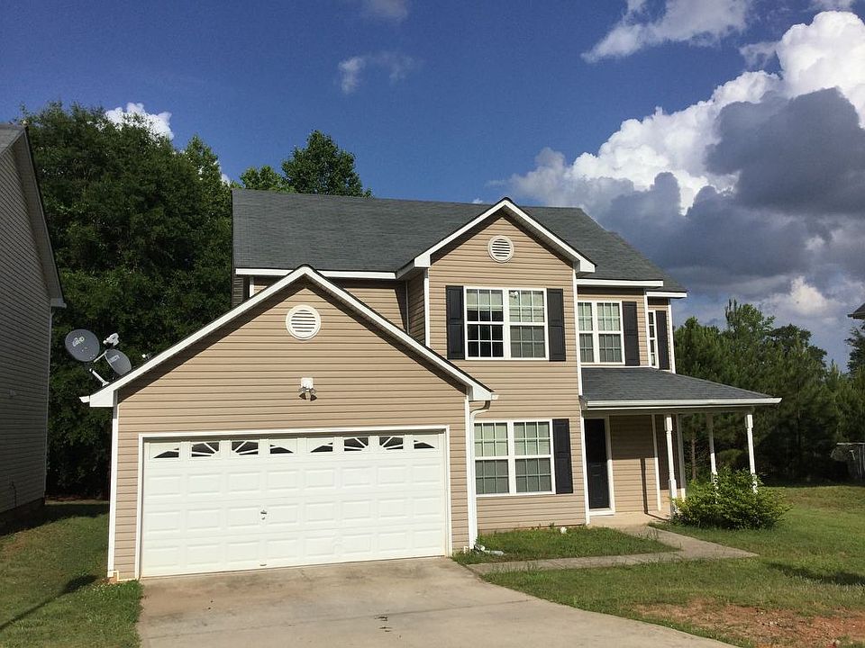 1st image of 143 Chaucer Ln